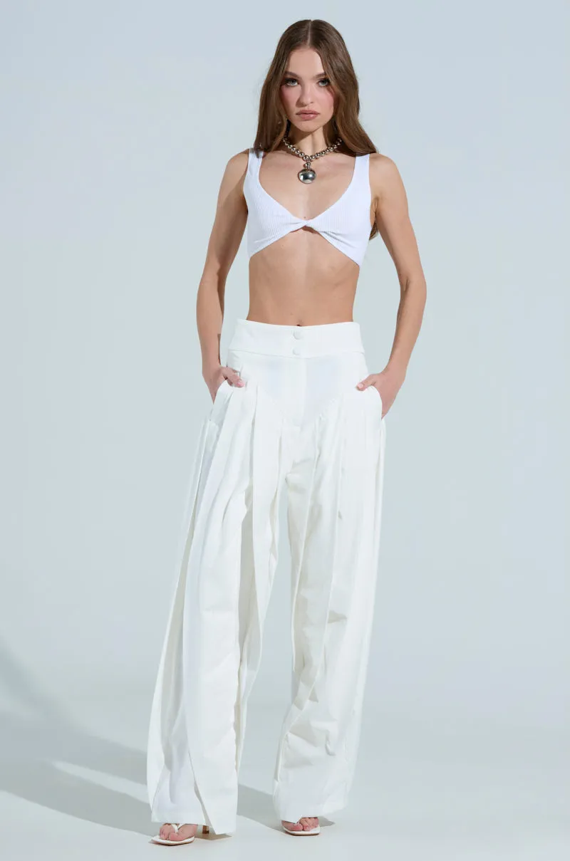AMBER WIDE LEG PLEATED TROUSER PANT IN WHITE