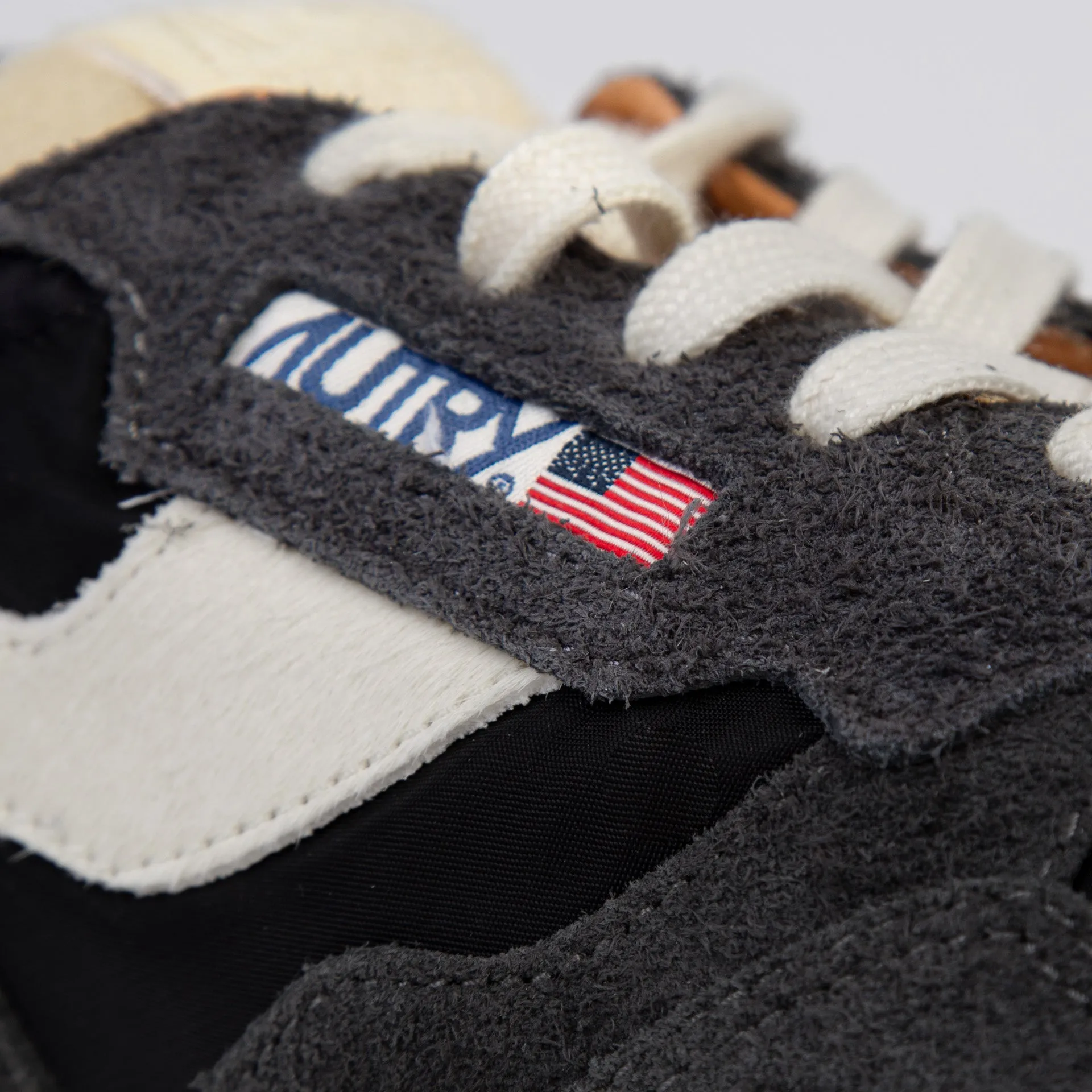 AUTRY SNEAKERS REELWIND WWLM-UP 04