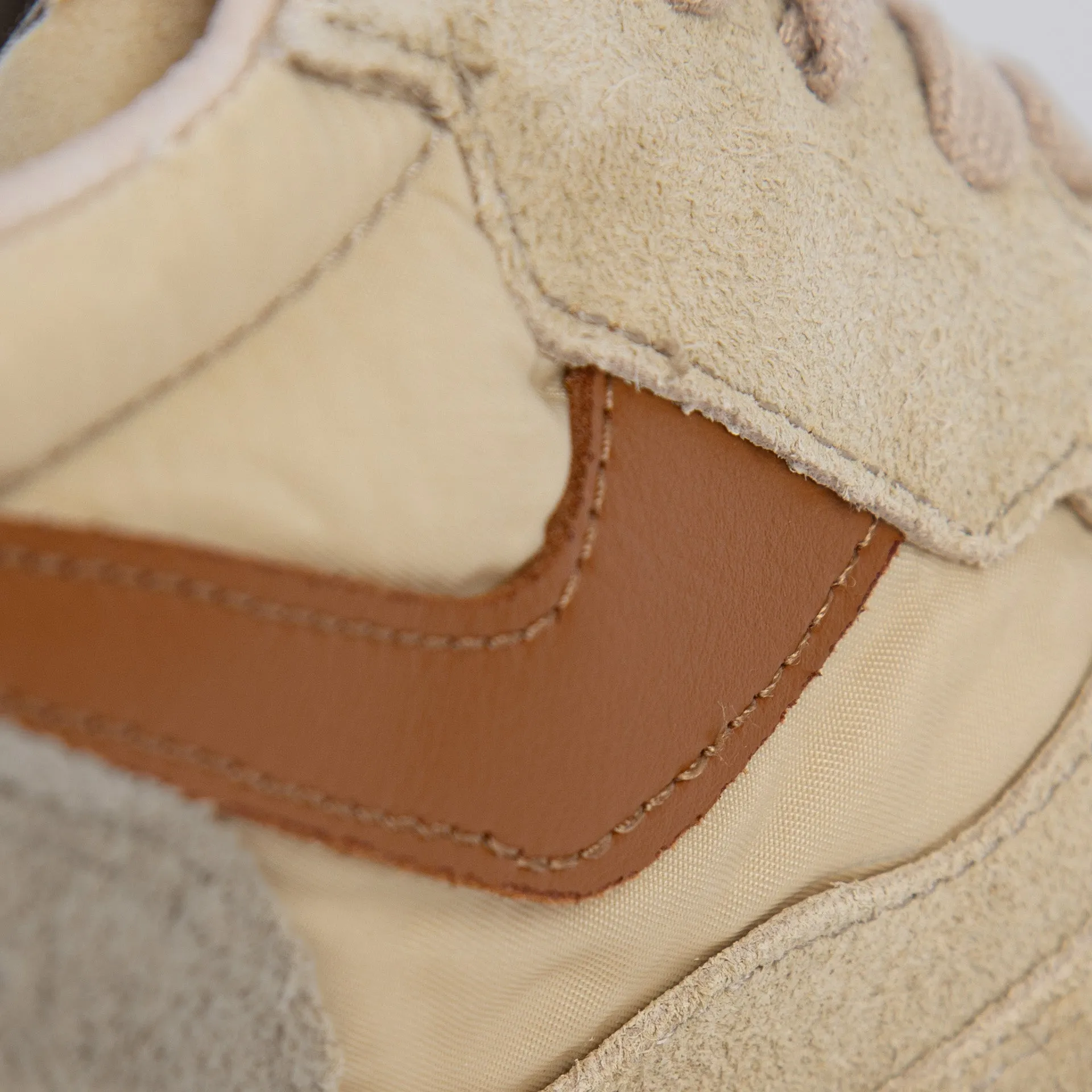 AUTRY SNEAKERS REELWIND WWLM-UT 10