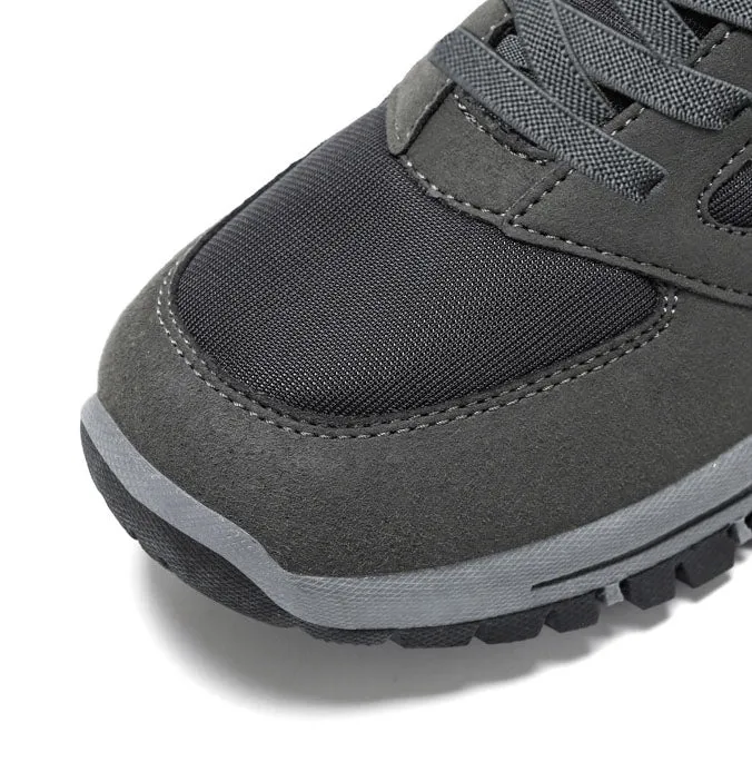 Classic Minimalist Water-Resistant Sneakers for Hiking and Outdoor Activities