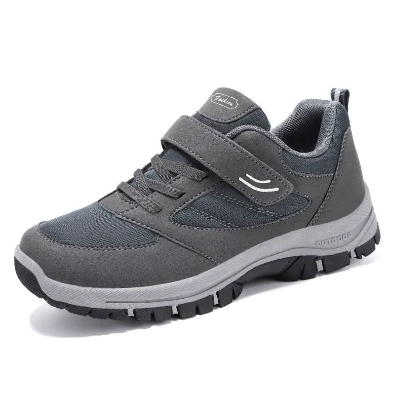 Classic Minimalist Water-Resistant Sneakers for Hiking and Outdoor Activities