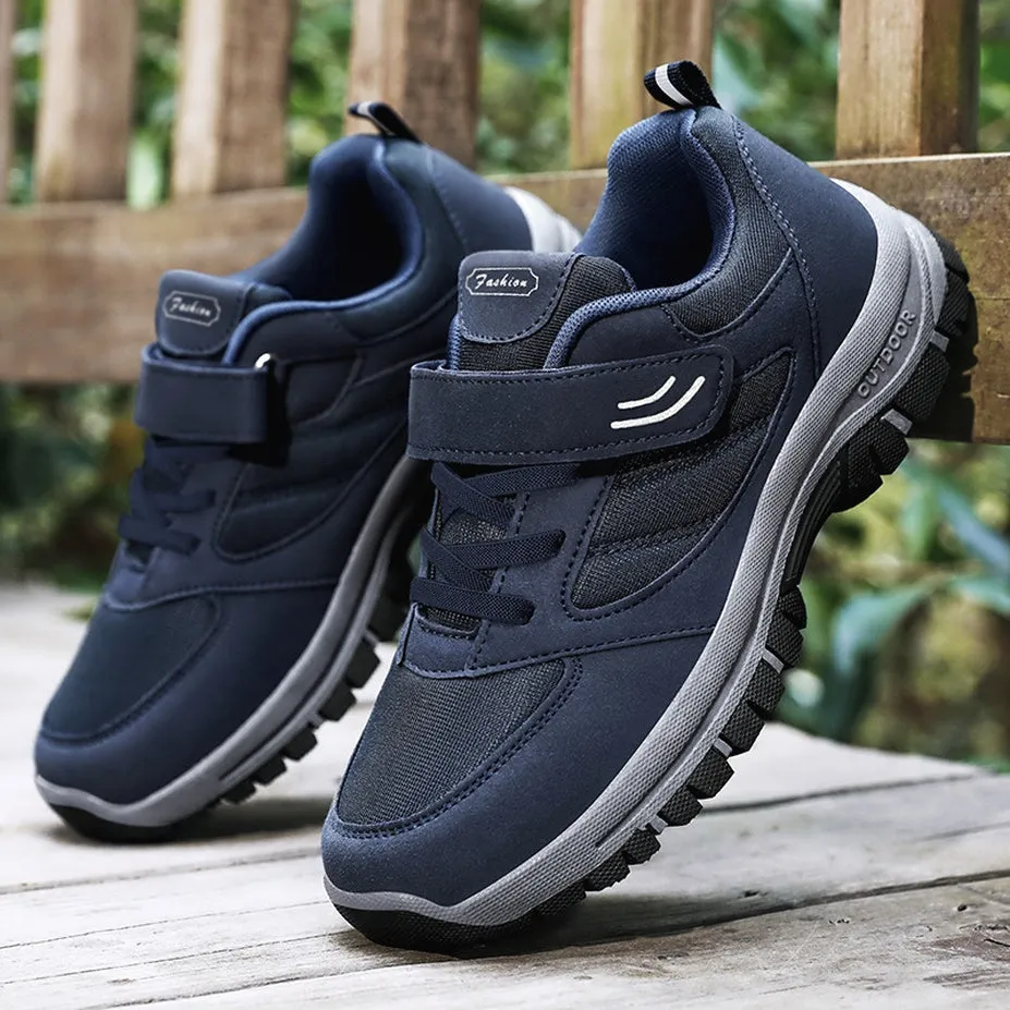 Classic Minimalist Water-Resistant Sneakers for Hiking and Outdoor Activities
