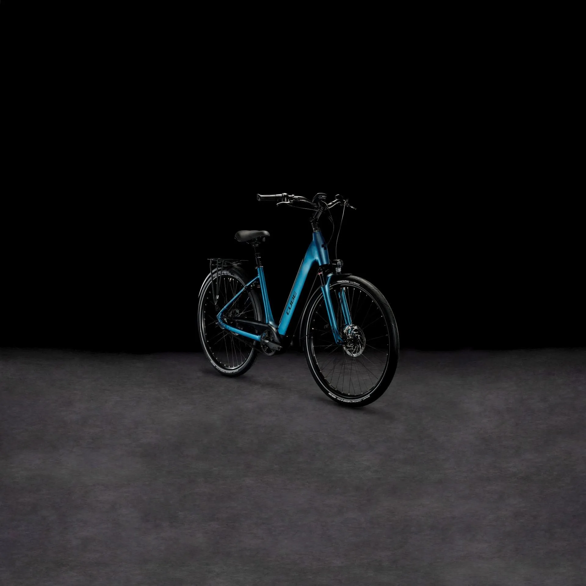 CUBE SUPREME HYBRID EXC 625 BLUE/BLACK