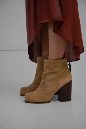 Jeffrey Campbell "Rumble" Boots in Tan - Size 9
