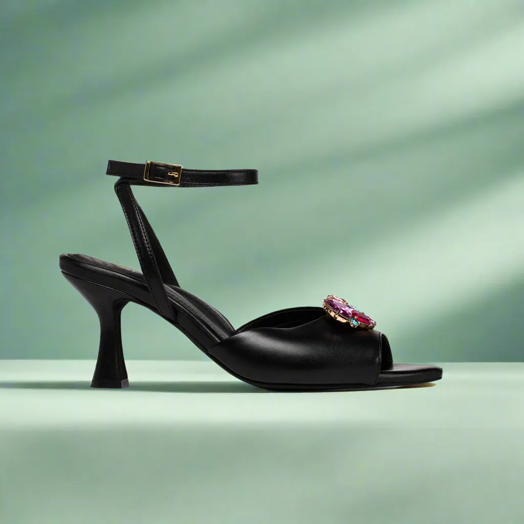 Kate - Black Leather