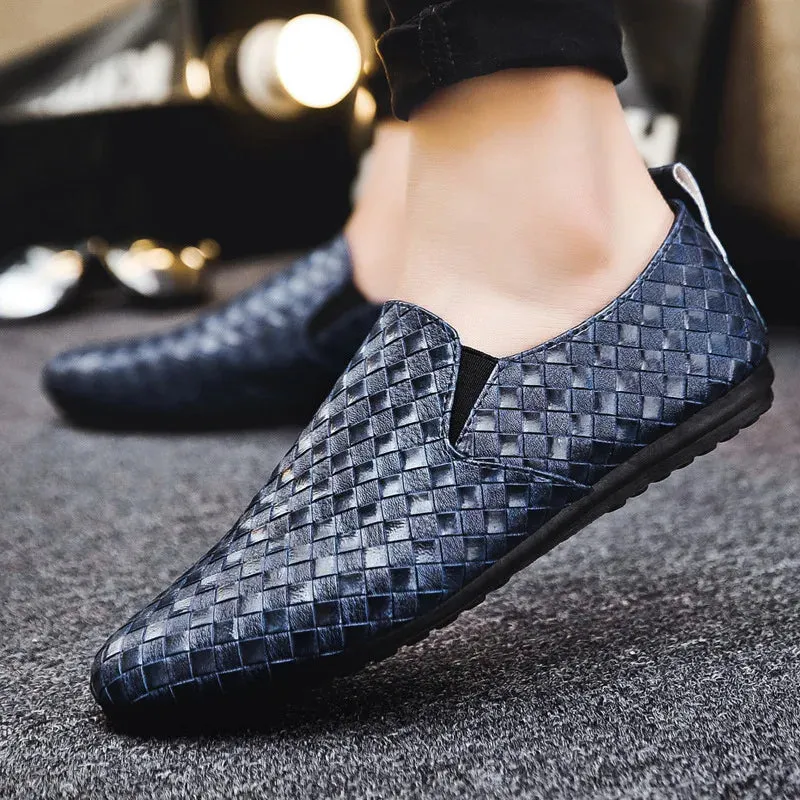 Lightweight Bean Shoes Men's Non slip flat Casual Shoes comfortableKnitted Leather Lazy Shoes