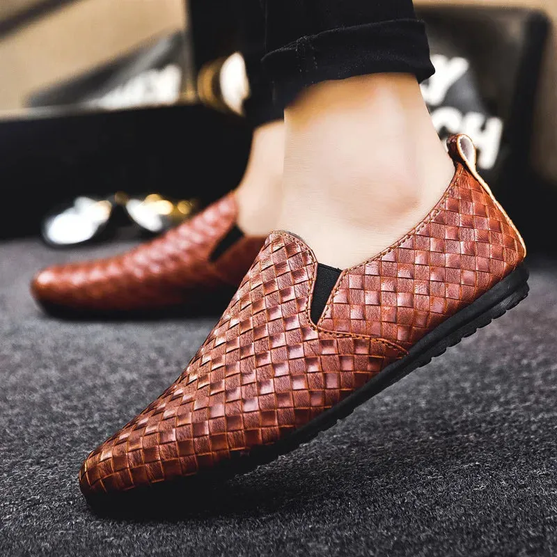 Lightweight Bean Shoes Men's Non slip flat Casual Shoes comfortableKnitted Leather Lazy Shoes