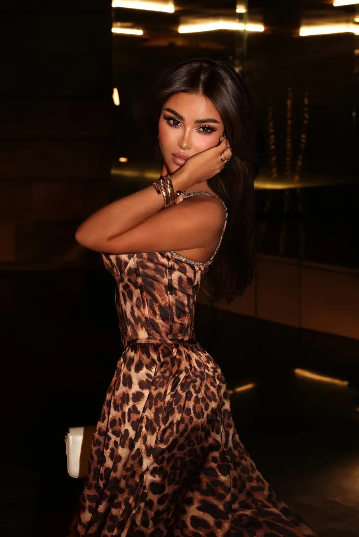 Liona Midi