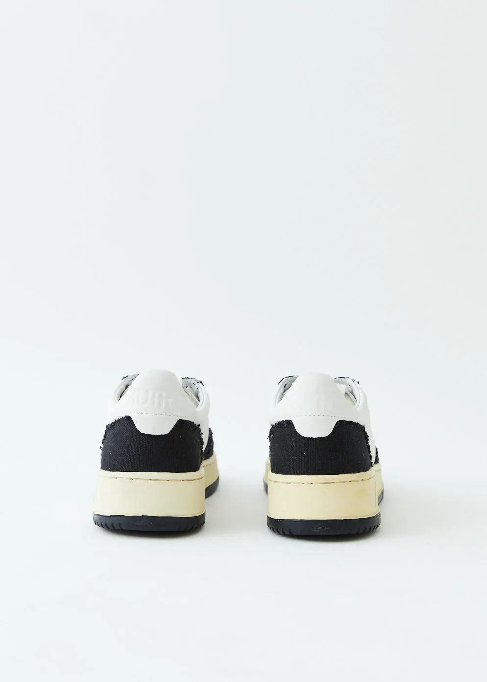Medalist Bi Sneakers