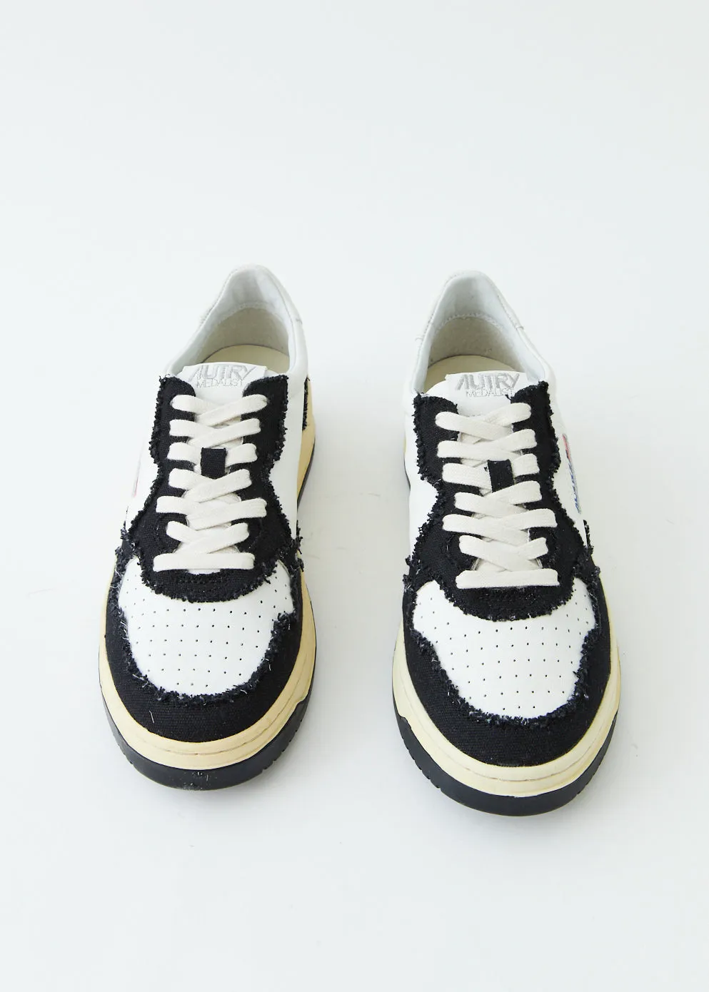Medalist Bi Sneakers