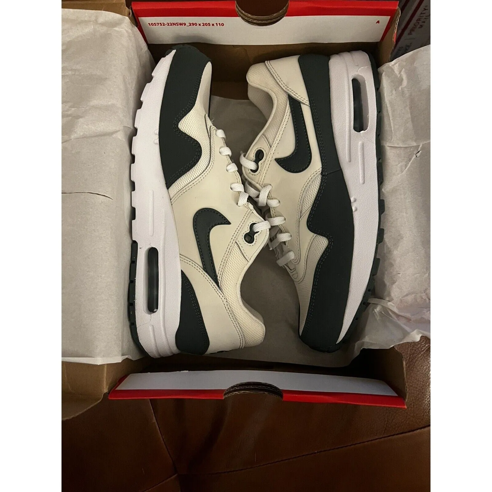 NIB Nike Women's Air Max 1 – Pale Ivory, Vintage Green, White, Youth 6 (EUR 38.5)