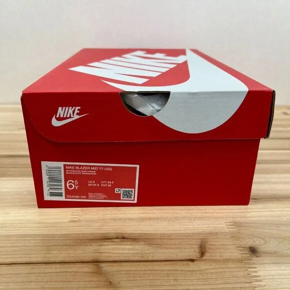 Nike Blazer Mid '77 GS Vintage sneakers kids Youth 6.5 White Black NEW in Box b