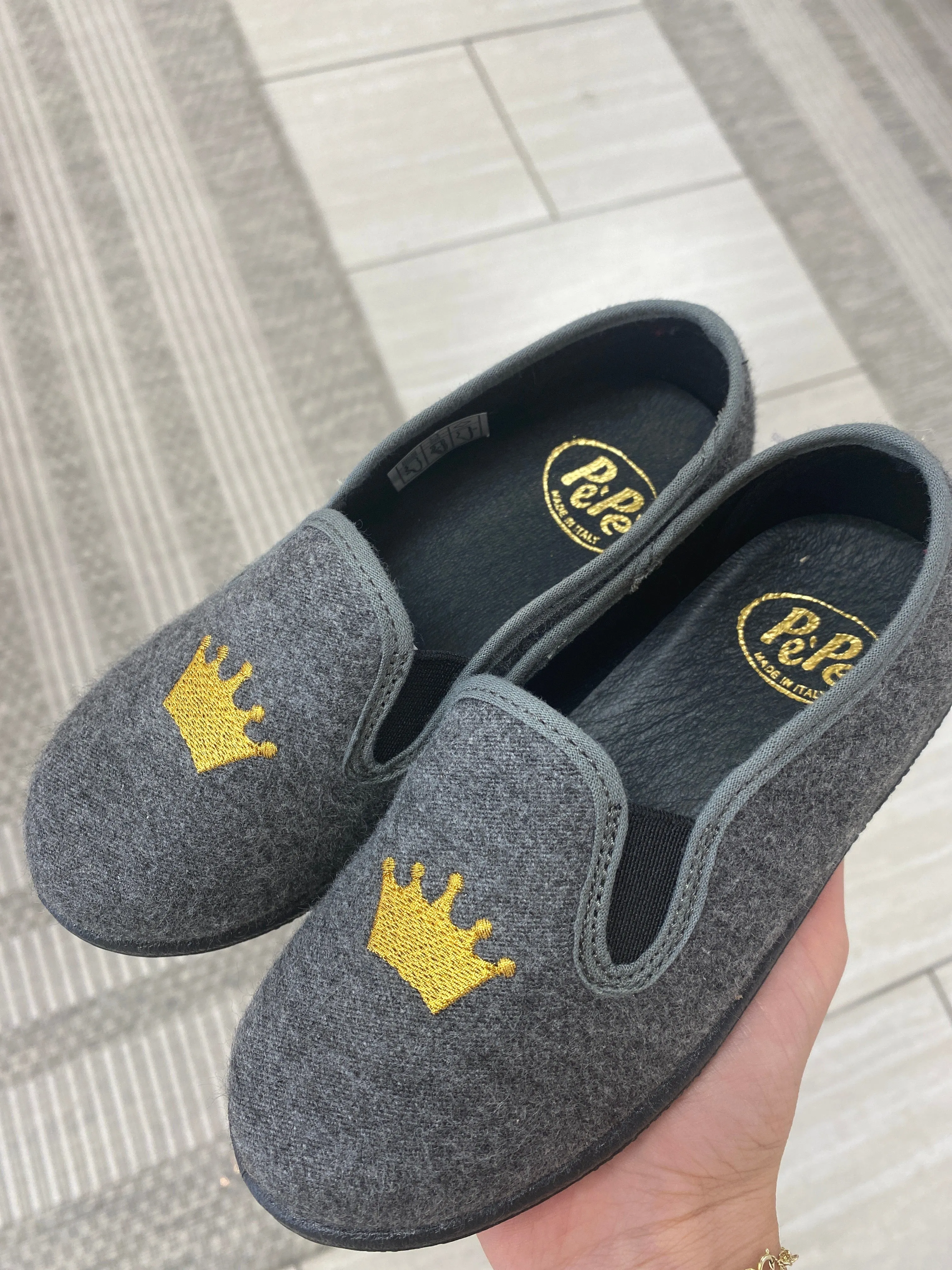 Pepe Gray Wool Crown Loafer
