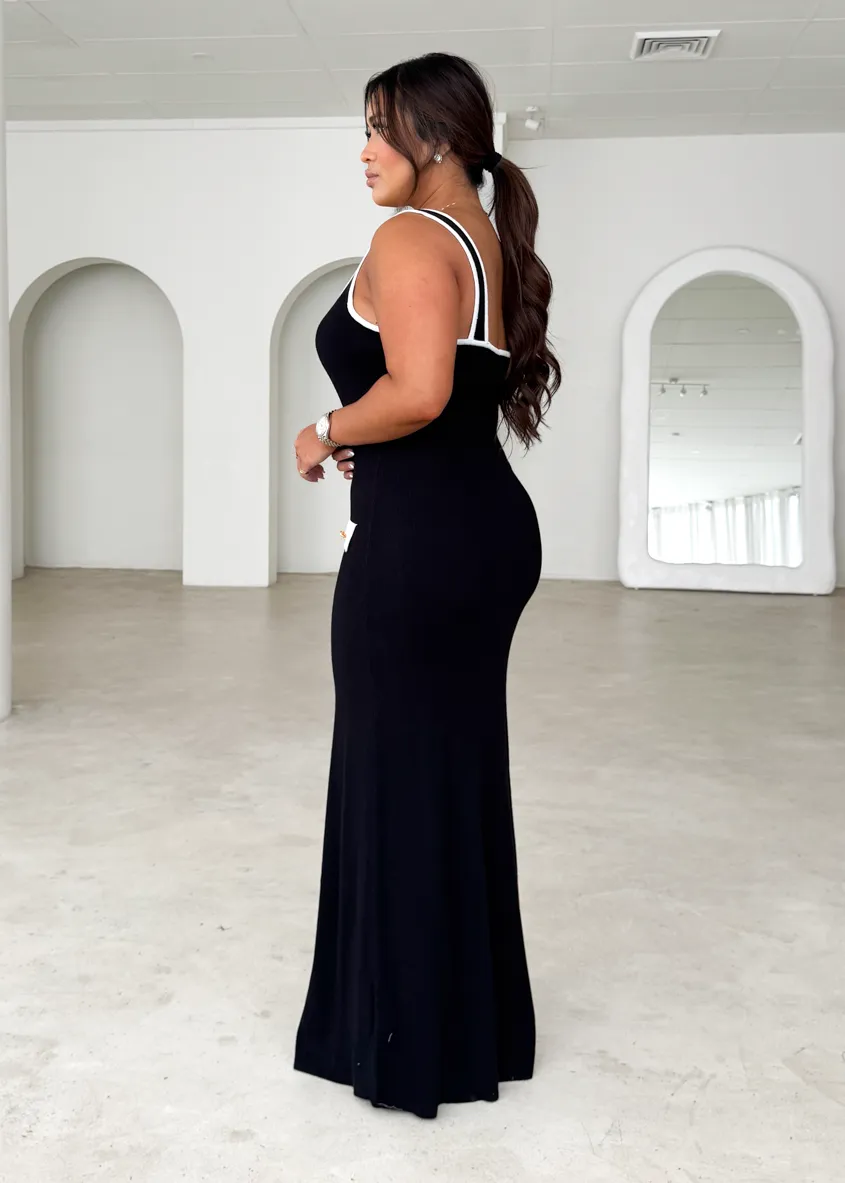 Praia Knit Maxi Dress - Black