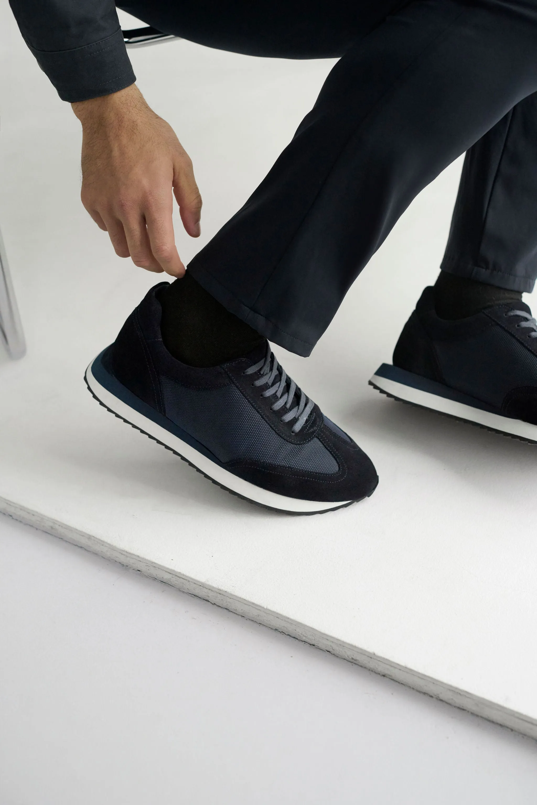 Richard Sneaker // Navy Suede