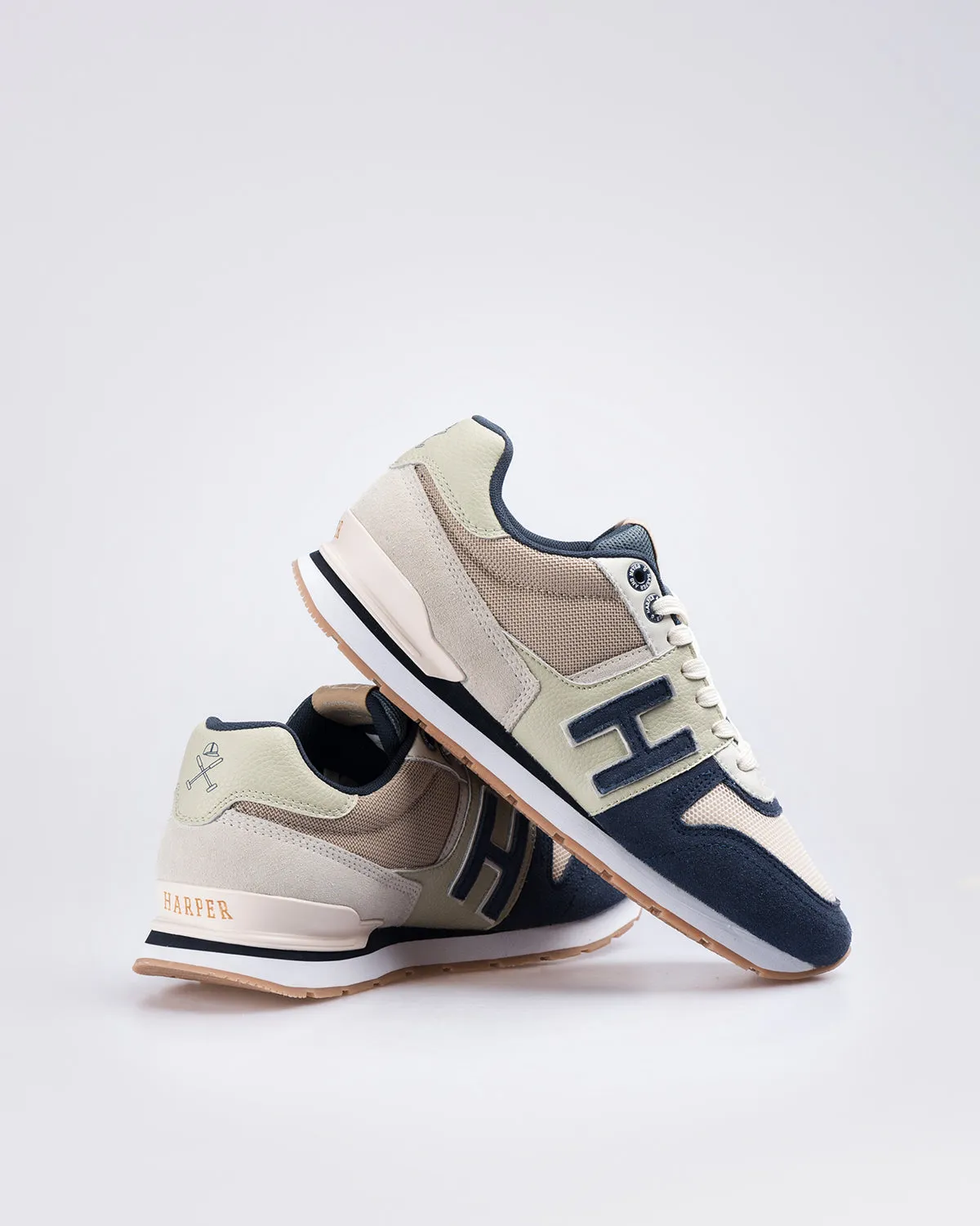 SNEAKER H
