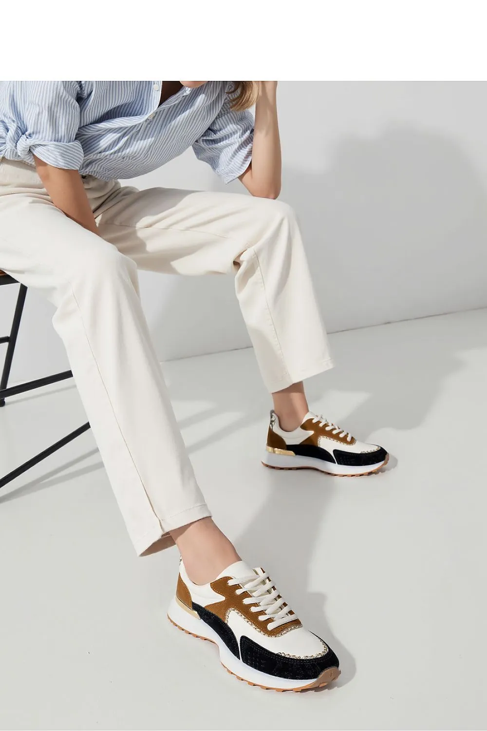 Sport Shoes Inello