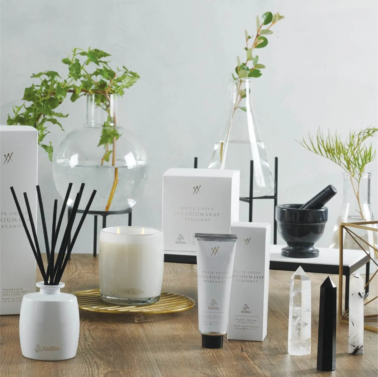 Urban Rituelle Alchemy White Lotus, Geranium Leaf & Bergamot Hand Cream